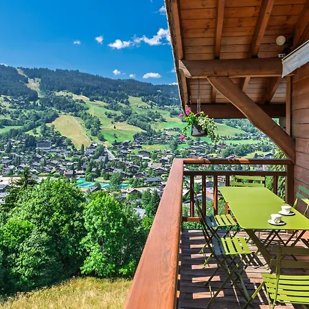 Panoramic View, Pool, Village & Slopes شقة